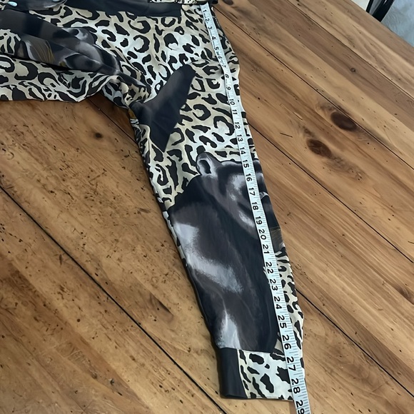 Spiegel Vintage Leopard and Panther blouse size XL - Picture 12 of 15